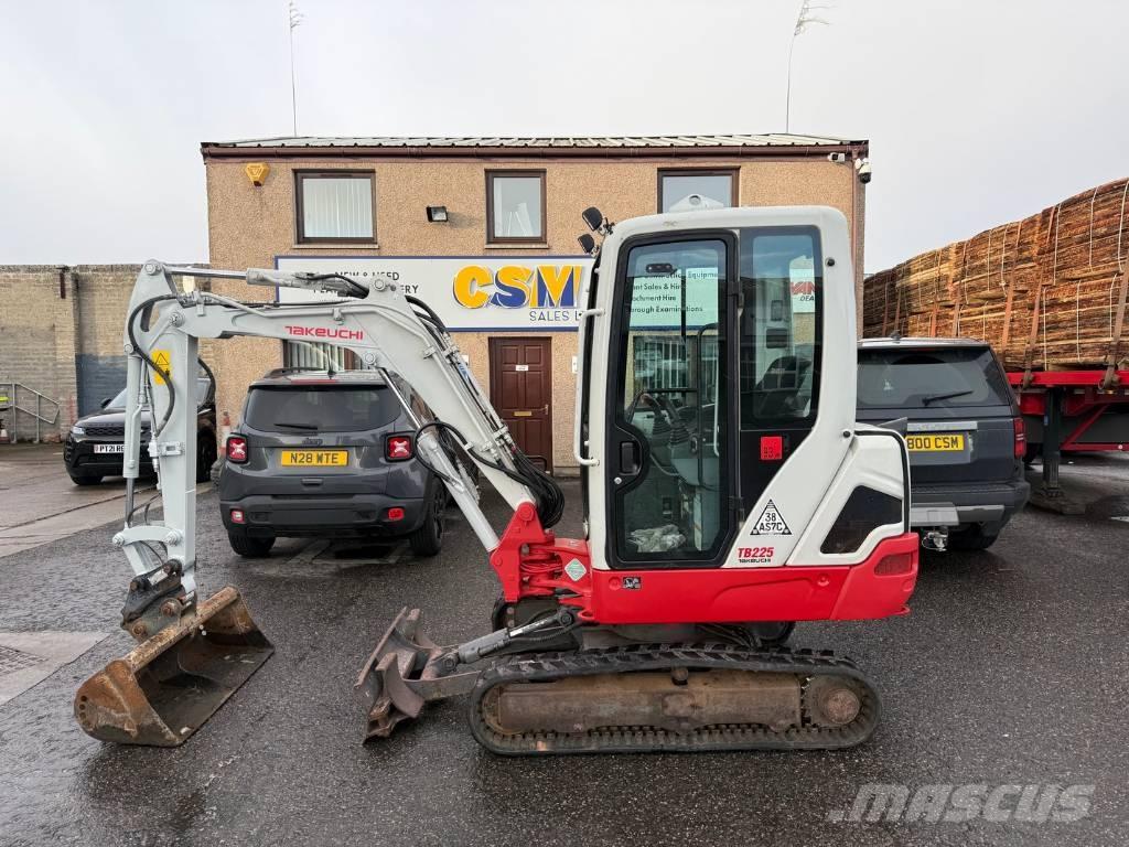 Takeuchi TB 225 Mini ekskavatoriai < 7 t