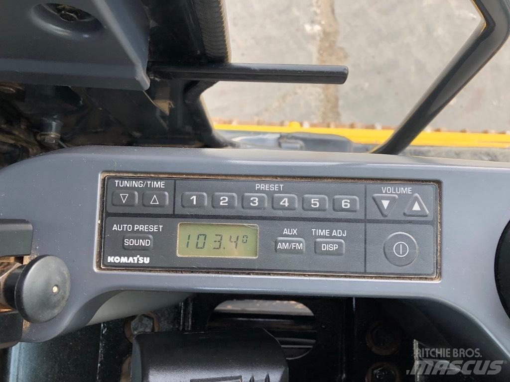 Komatsu PC210LC-11 Vikšriniai ekskavatoriai