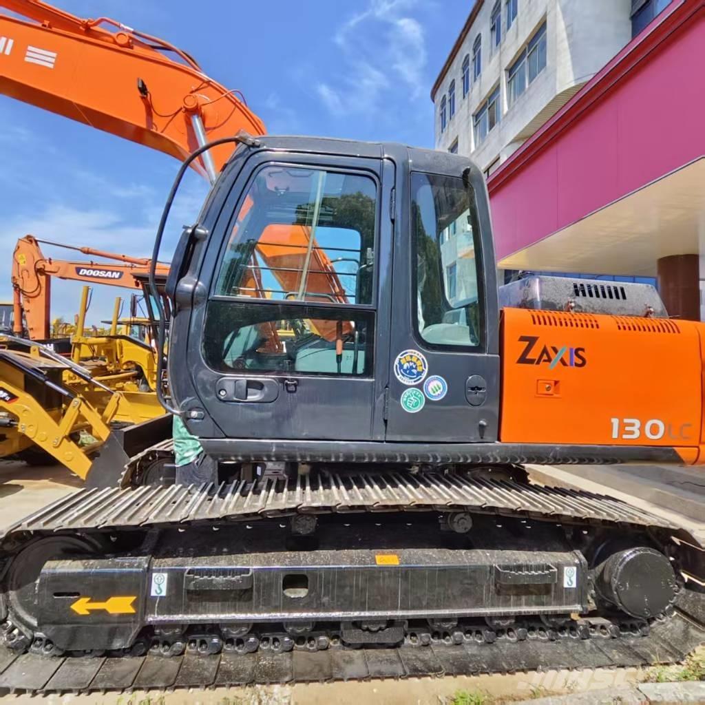Hitachi ZX 130 LC Vikšriniai ekskavatoriai