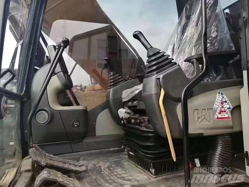 CAT 320 D Vikšriniai ekskavatoriai
