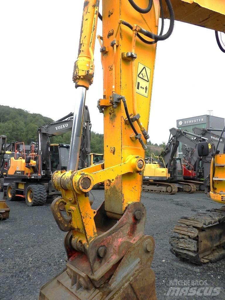 JCB JZ 235 LC Vikšriniai ekskavatoriai