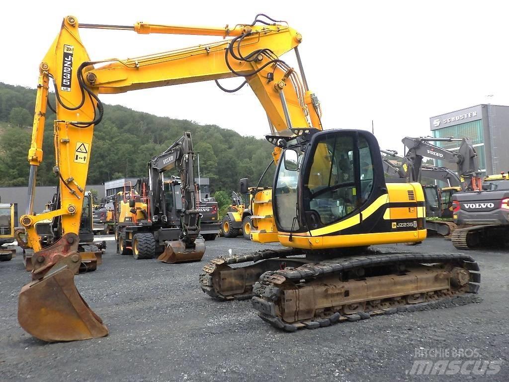 JCB JZ 235 LC Vikšriniai ekskavatoriai