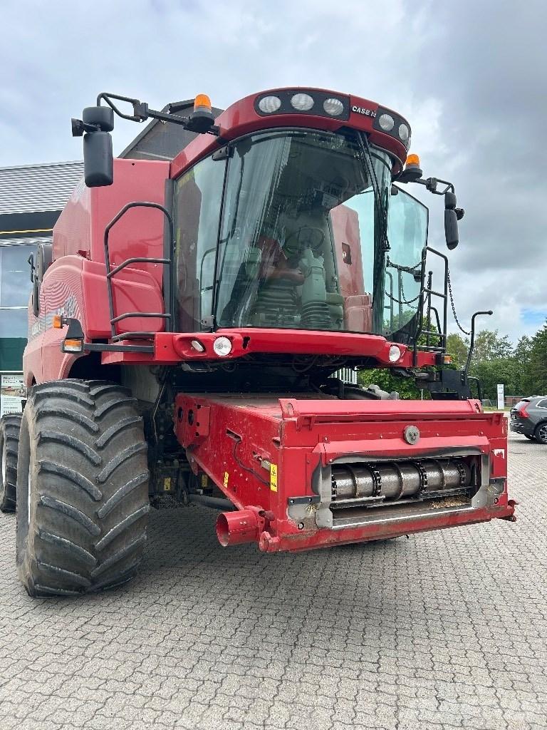 Case IH 9120 Derliaus nuėmimo kombainai