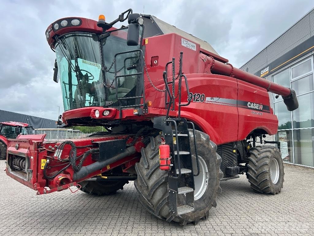 Case IH 9120 Derliaus nuėmimo kombainai