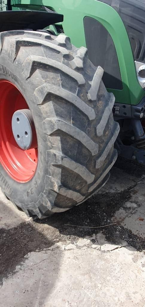 Fendt 934 Kiti kelių tiesimo įrengimai