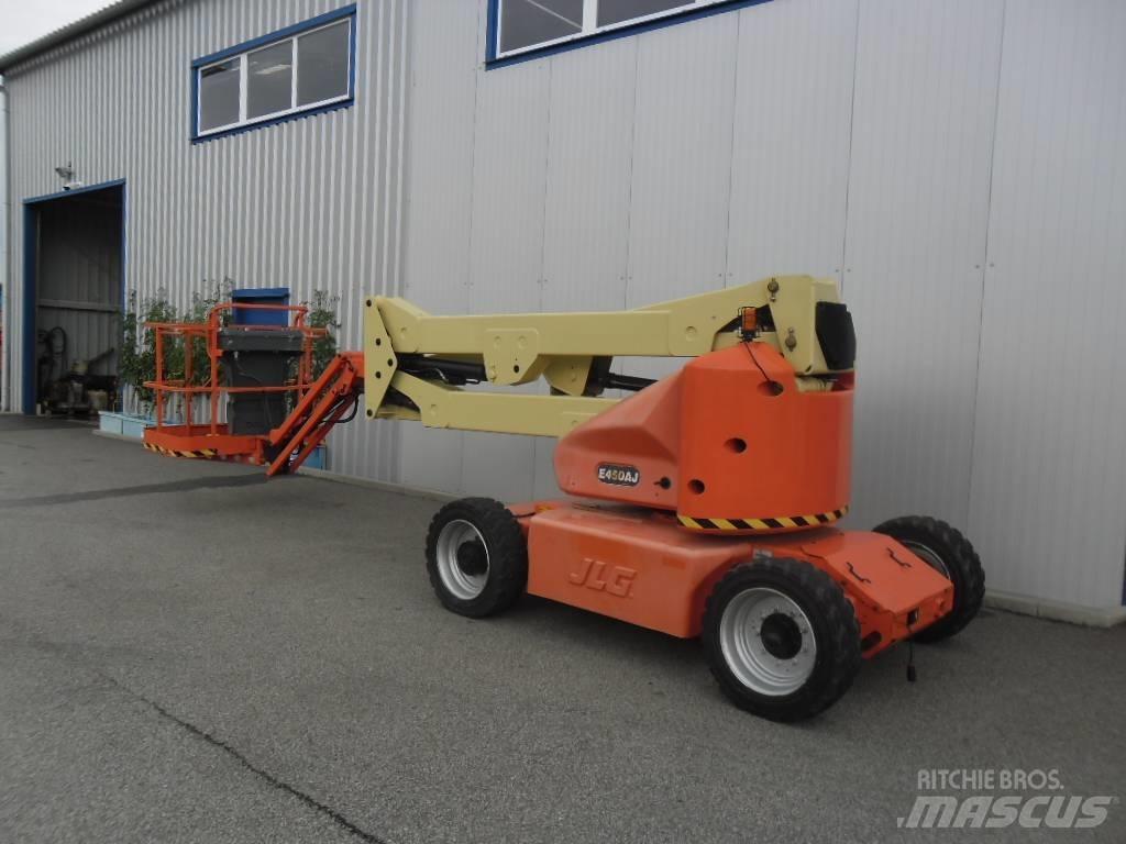 JLG E 450 AJ Alkūniniai keltuvai
