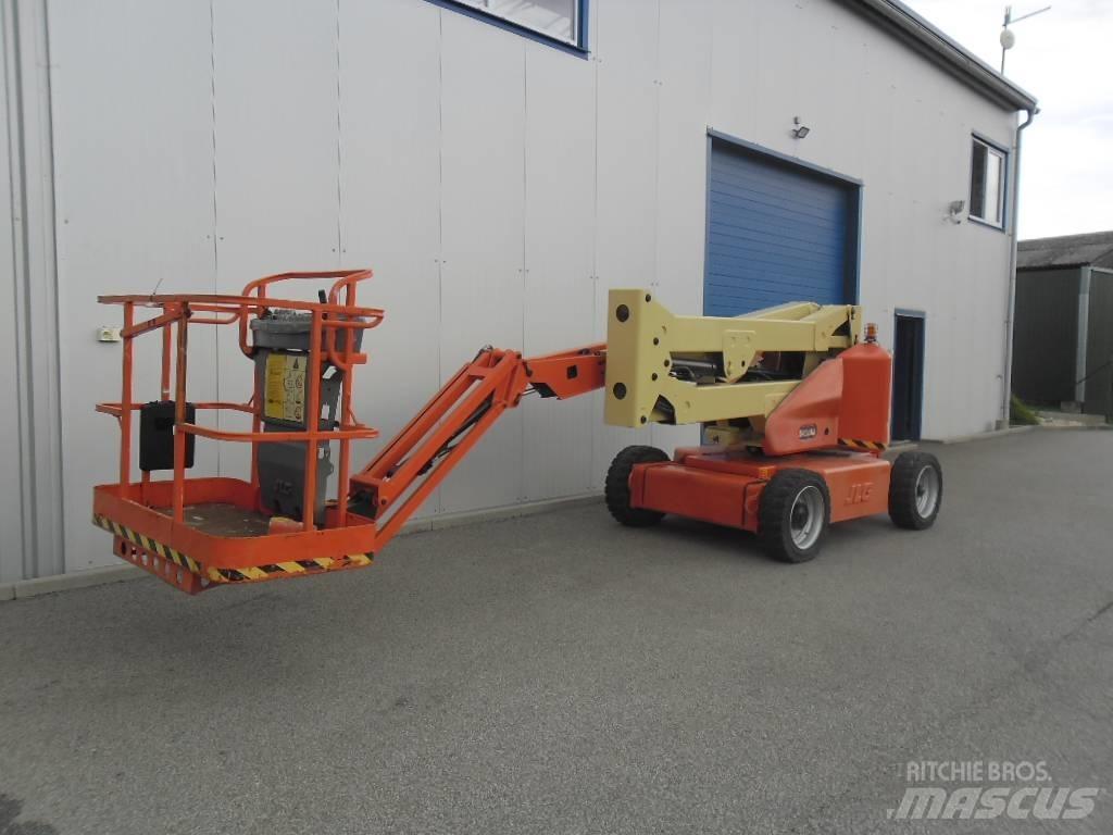 JLG E 450 AJ Alkūniniai keltuvai