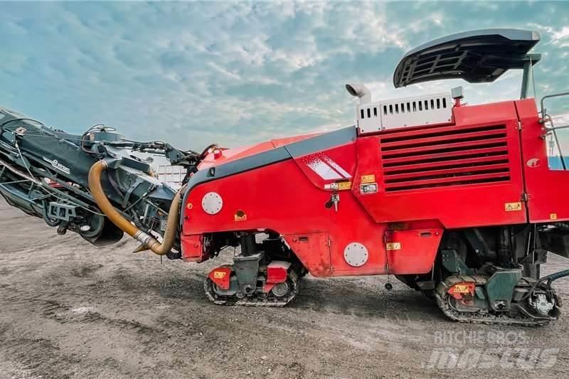 Wirtgen W100Fi Kita