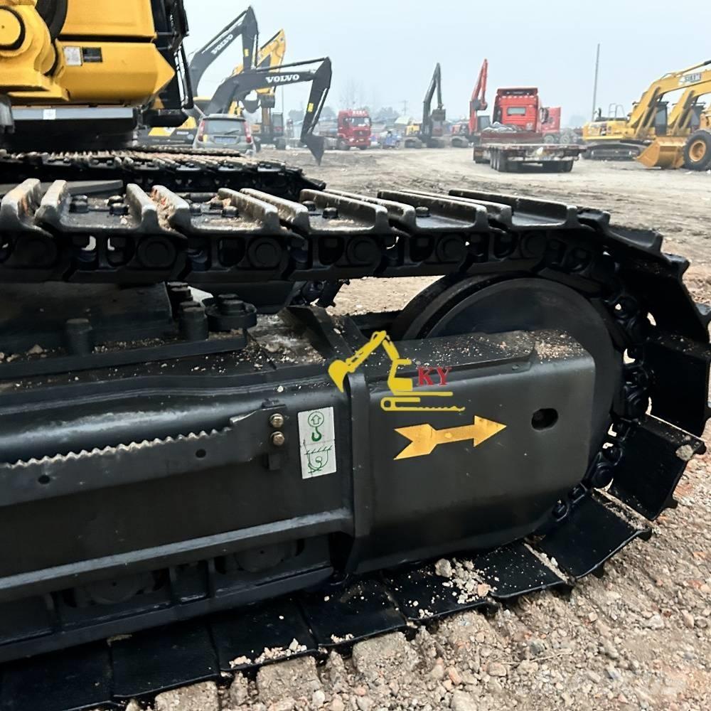 Komatsu PC 450-8 Vikšriniai ekskavatoriai