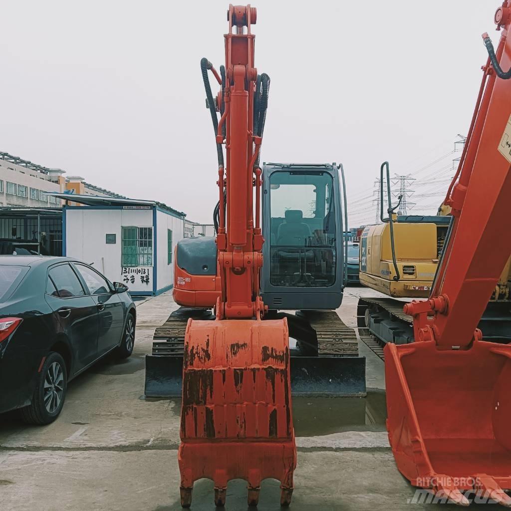 Hitachi ZX 75 US Vidutinės galios ekskavatoriai 7-12 t