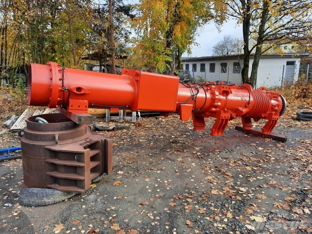 Delmag D46-32 Dyzeliniai poliniai plaktukai