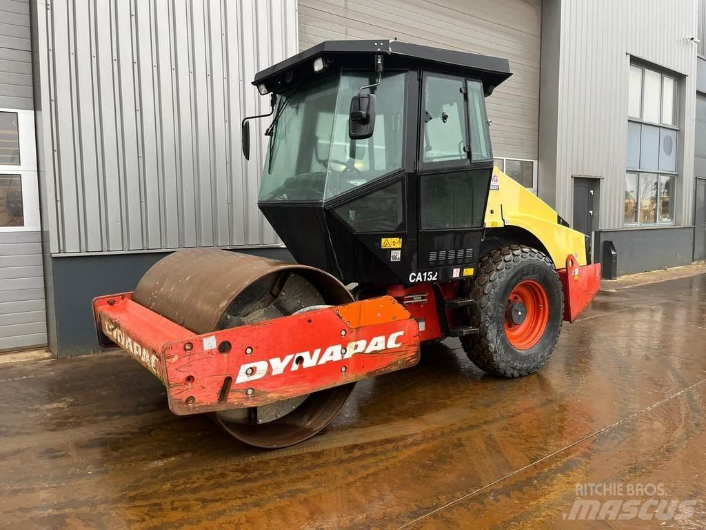 Dynapac CA152D Vieno būgno volai