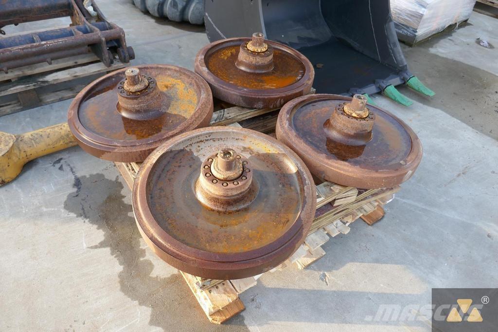 CAT 323-1170 Padangos, ratai ir ratlankiai