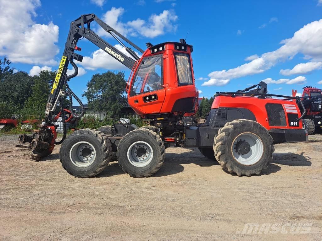 Komatsu 911 Miško technika (Harvesteriai)