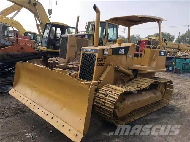 CAT D3C Vikšriniai buldozeriai