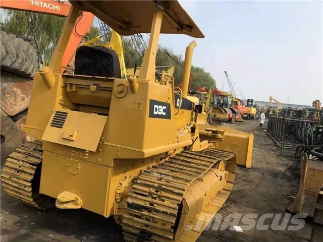 CAT D3C Vikšriniai buldozeriai