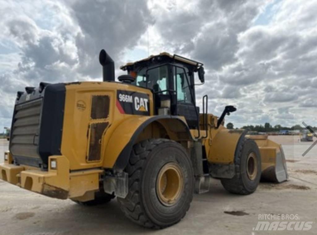 CAT 966 M Naudoti ratiniai krautuvai