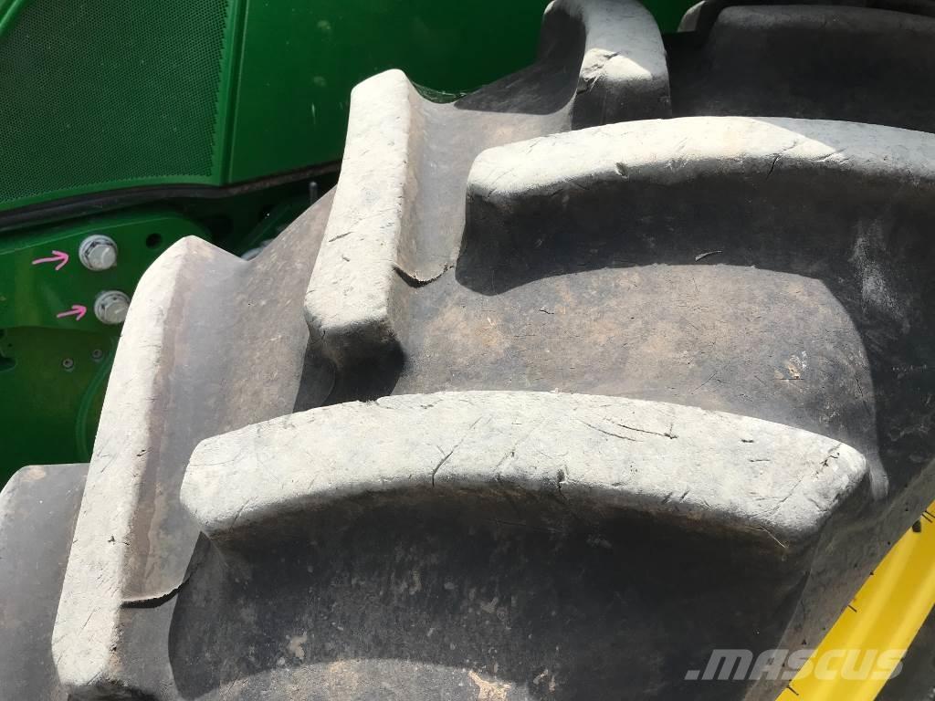 John Deere 6130 M Traktoriai