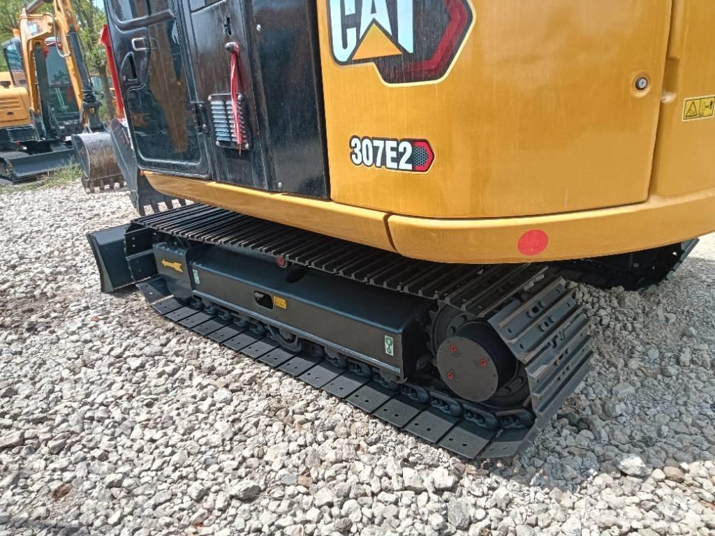 CAT 307 Vikšriniai ekskavatoriai