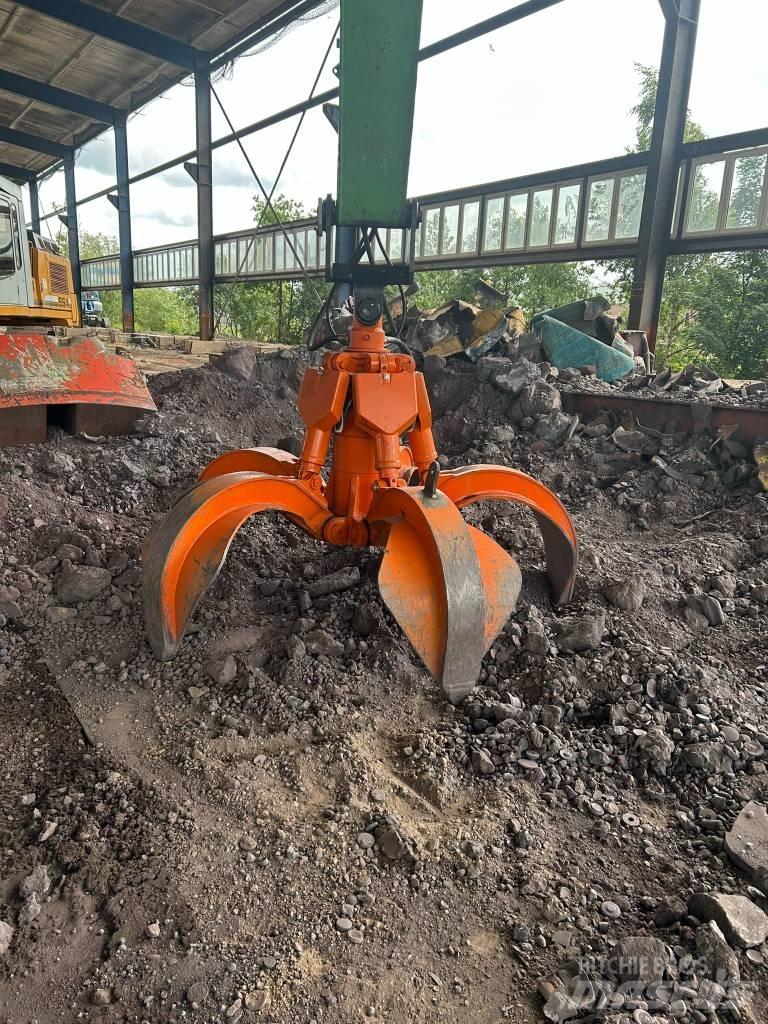 Sennebogen 835 Atliekų / pramoniniai krautuvai