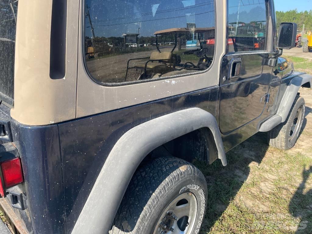 Jeep Wrangler Lengvieji automobiliai