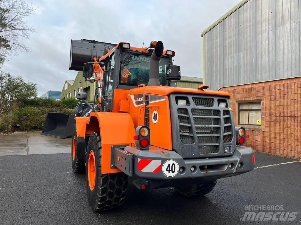 Doosan DL200-5 Naudoti ratiniai krautuvai