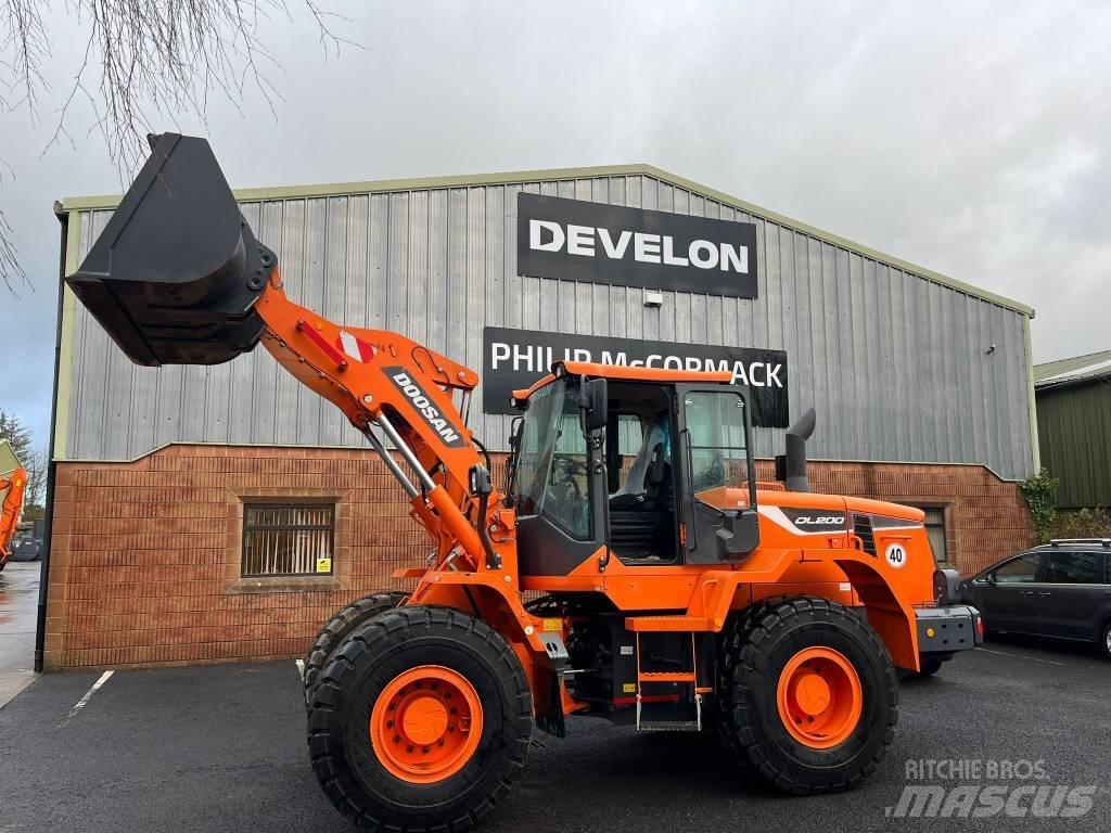 Doosan DL200-5 Naudoti ratiniai krautuvai