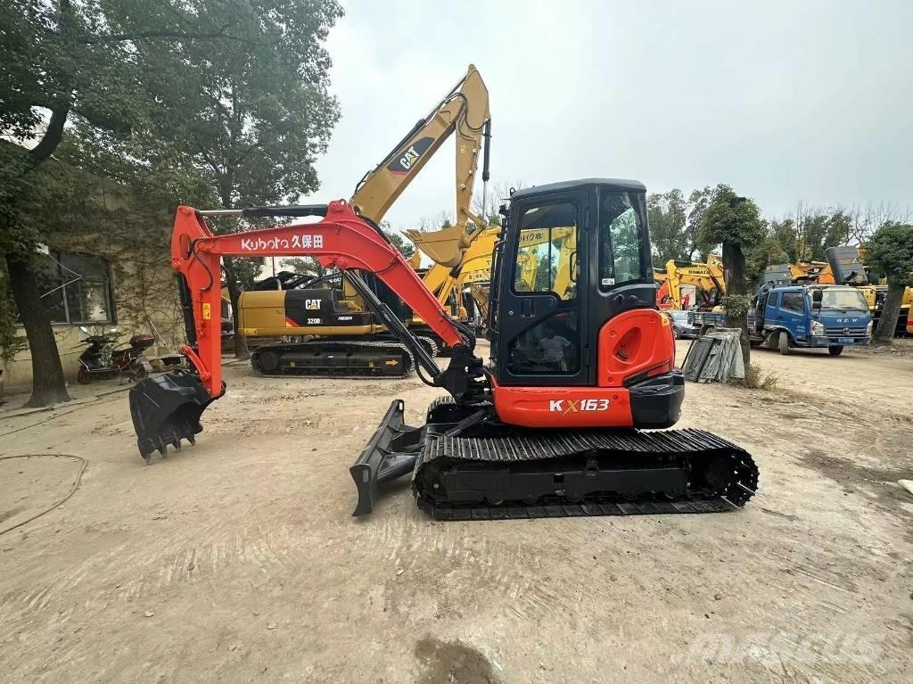 Kubota 163 Vikšriniai ekskavatoriai