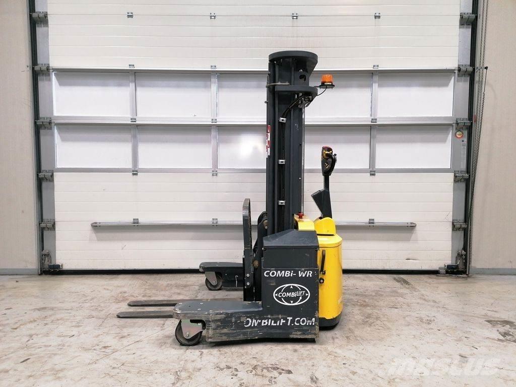 Combilift WR4 Krautuvai su pakrovimu iš šonų