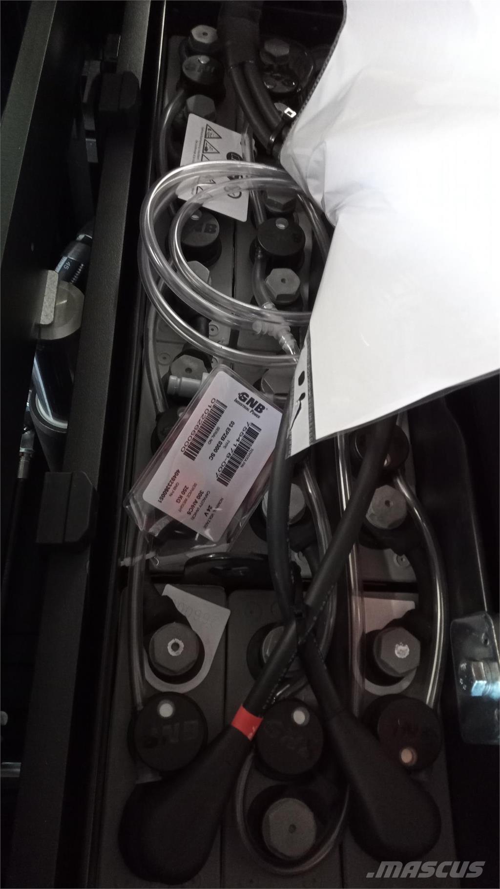 Toyota BT SPE200D Savaeigiai rietuvai