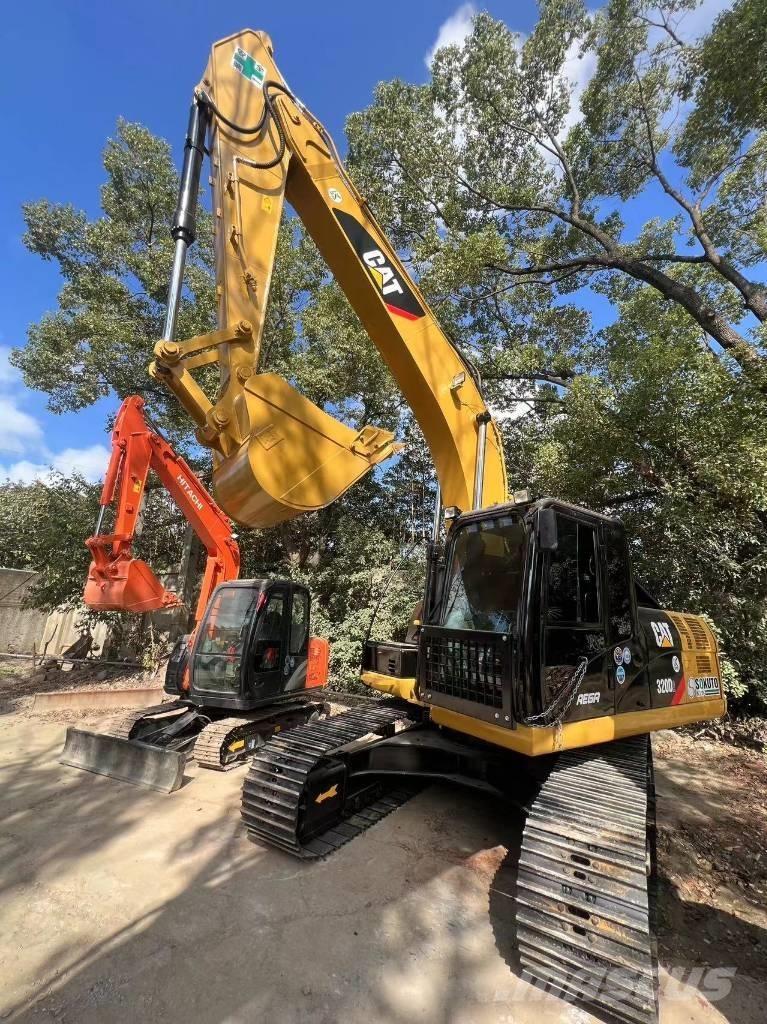 CAT 320 D L Vikšriniai ekskavatoriai