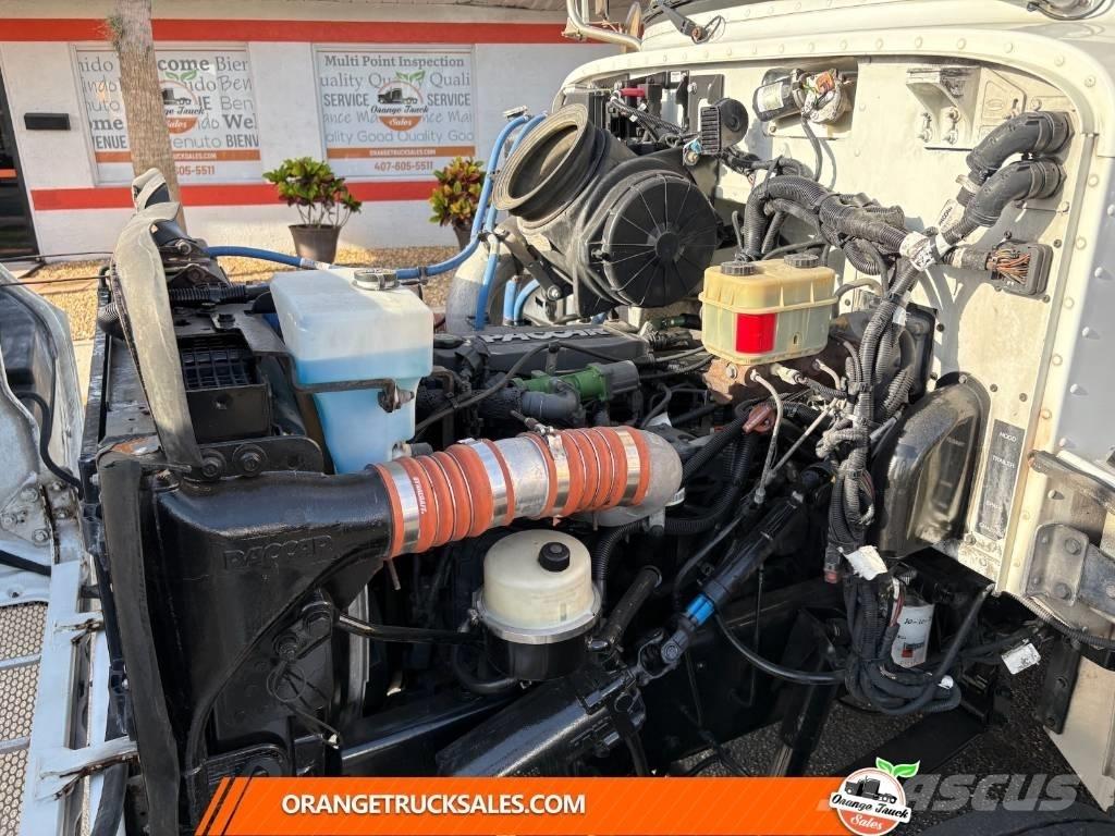 Peterbilt 337 Platformos/ Pakrovimas iš šono