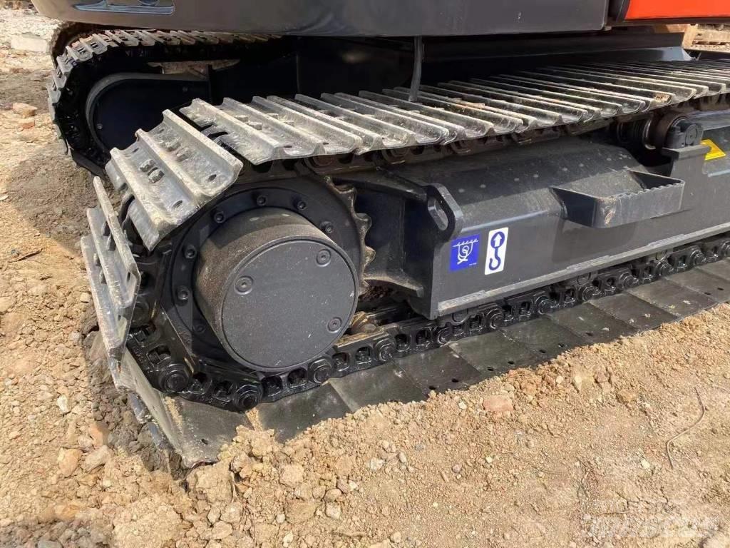 Kubota KX183 Vikšriniai ekskavatoriai