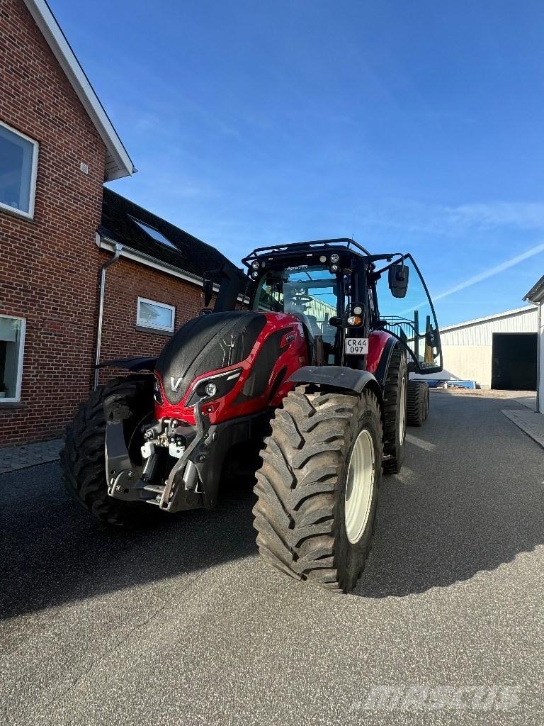 Valtra T 214 D Miško traktoriai