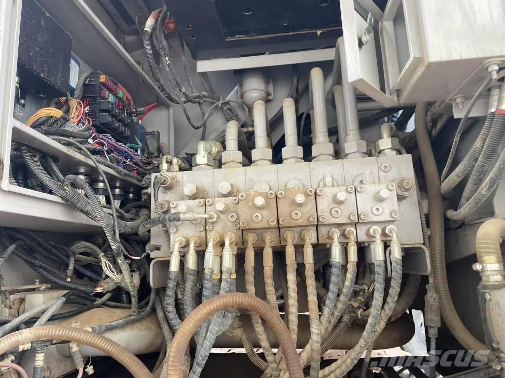 Zoomlion ZVT800 Neapdoroto reljefo kranai