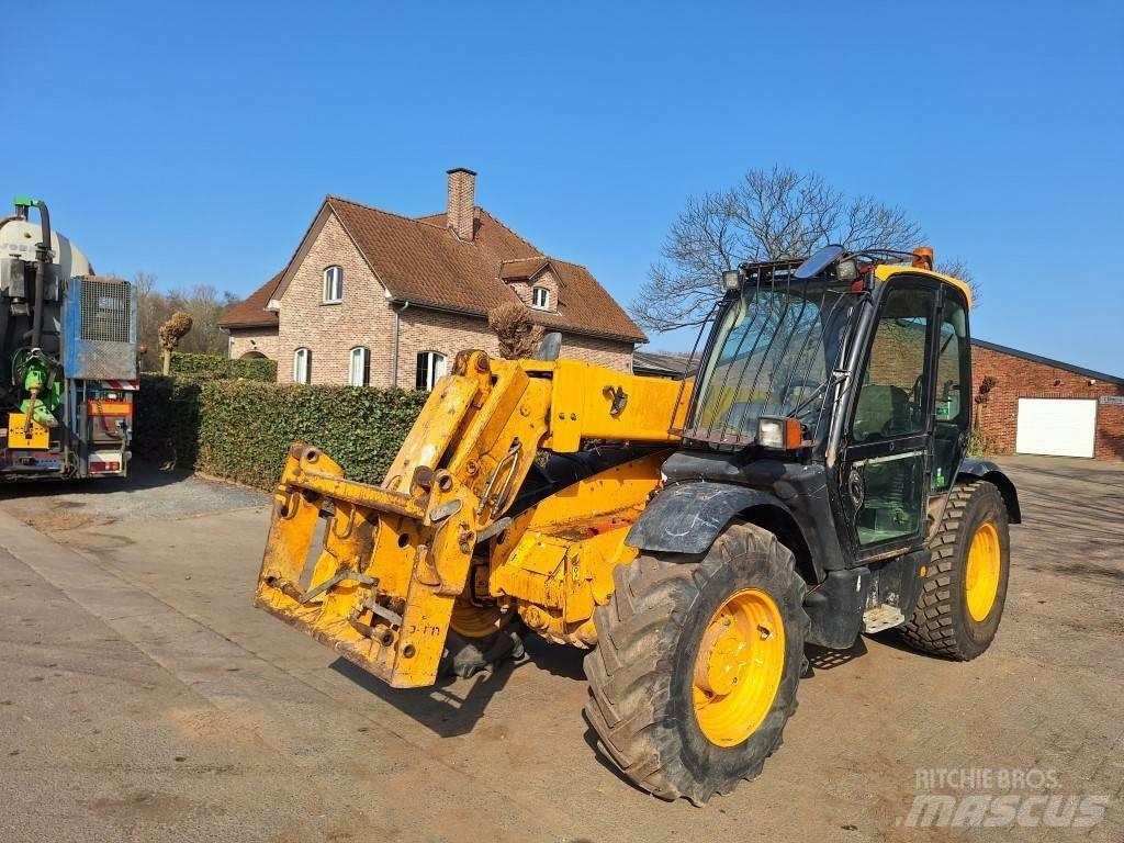 JCB 531-70 Teleskopiniai krautuvai žemės ūkiui