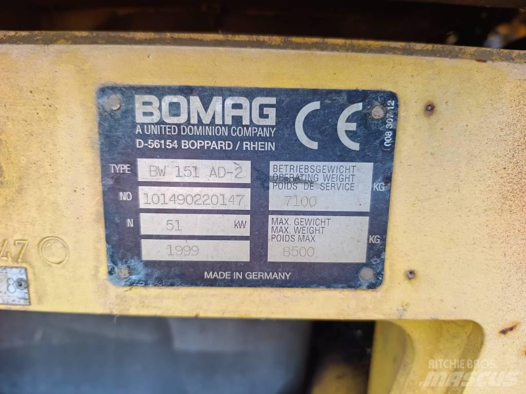 Bomag BW 151 AD-2 Porinių būgnų volai