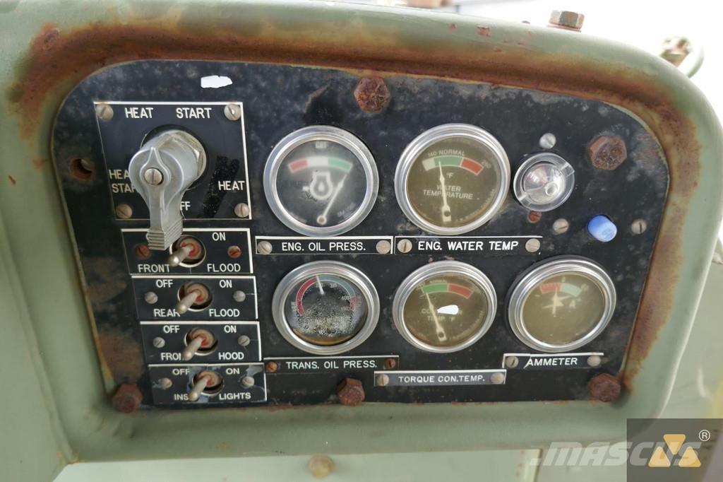 CAT D7F Ex-army Vikšriniai buldozeriai