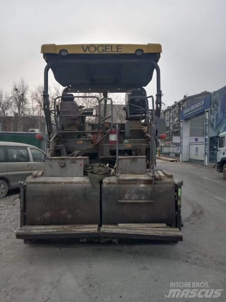 Vögele 1880-2l Asfalto klotuvai
