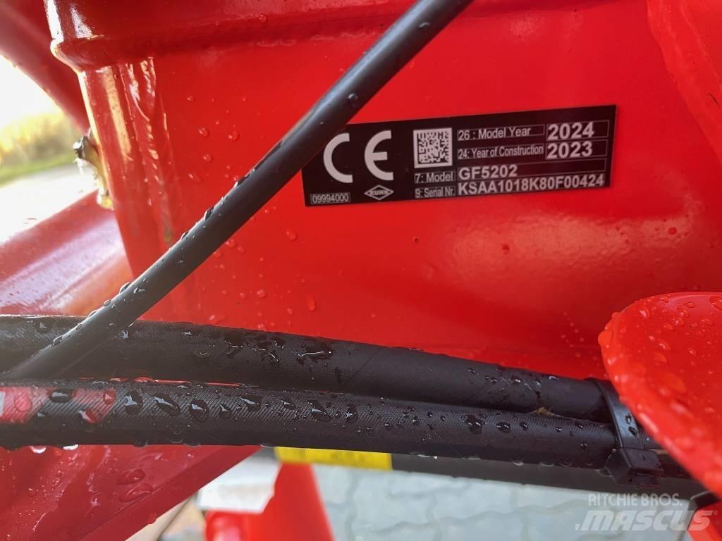 Kuhn GF5202 Šieno grėbliai ir vartytuvai