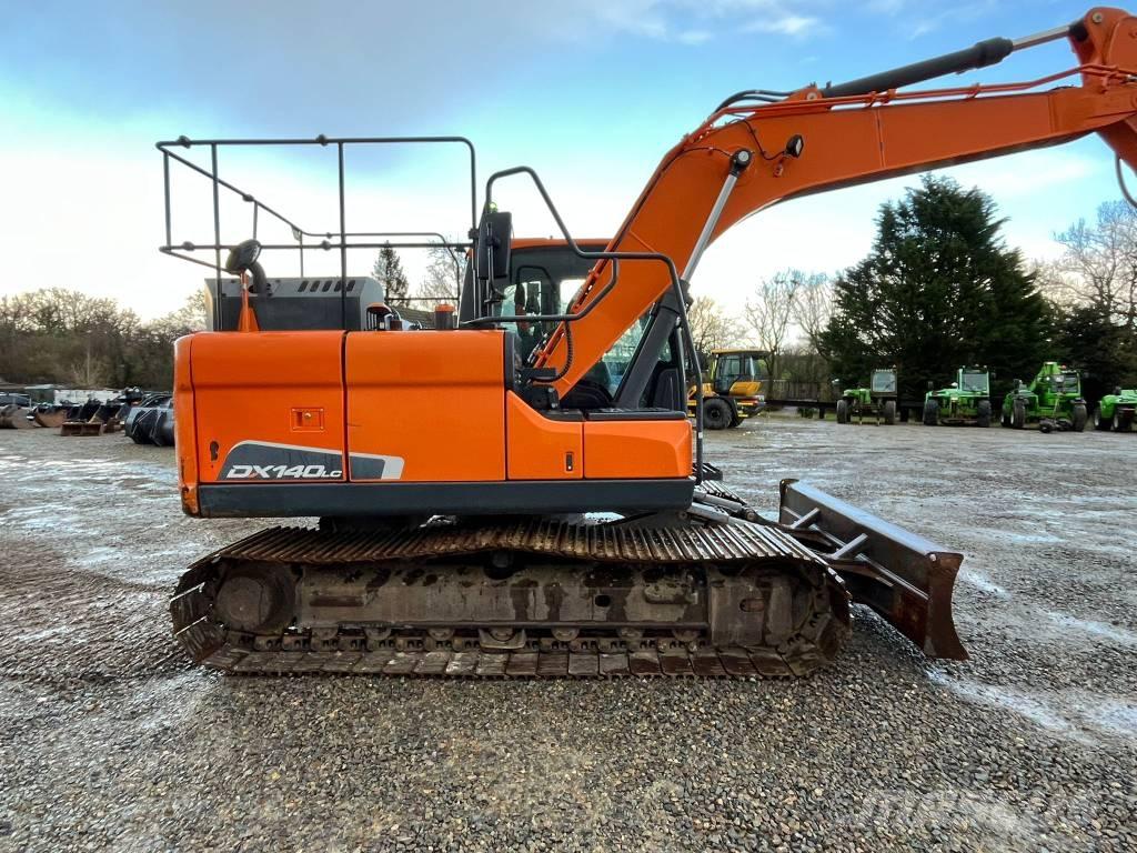 Doosan DX 140 LC-5 Vikšriniai ekskavatoriai