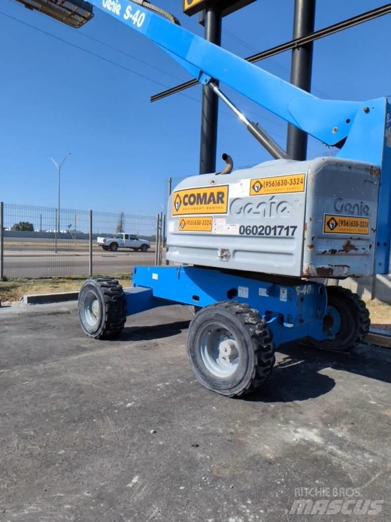 Genie S 40 Teleskopiniai keltuvai