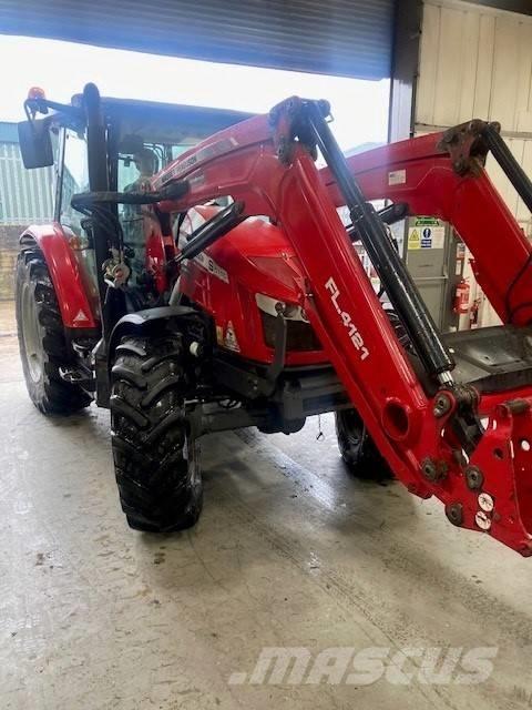 Massey Ferguson 5710 Traktoriai