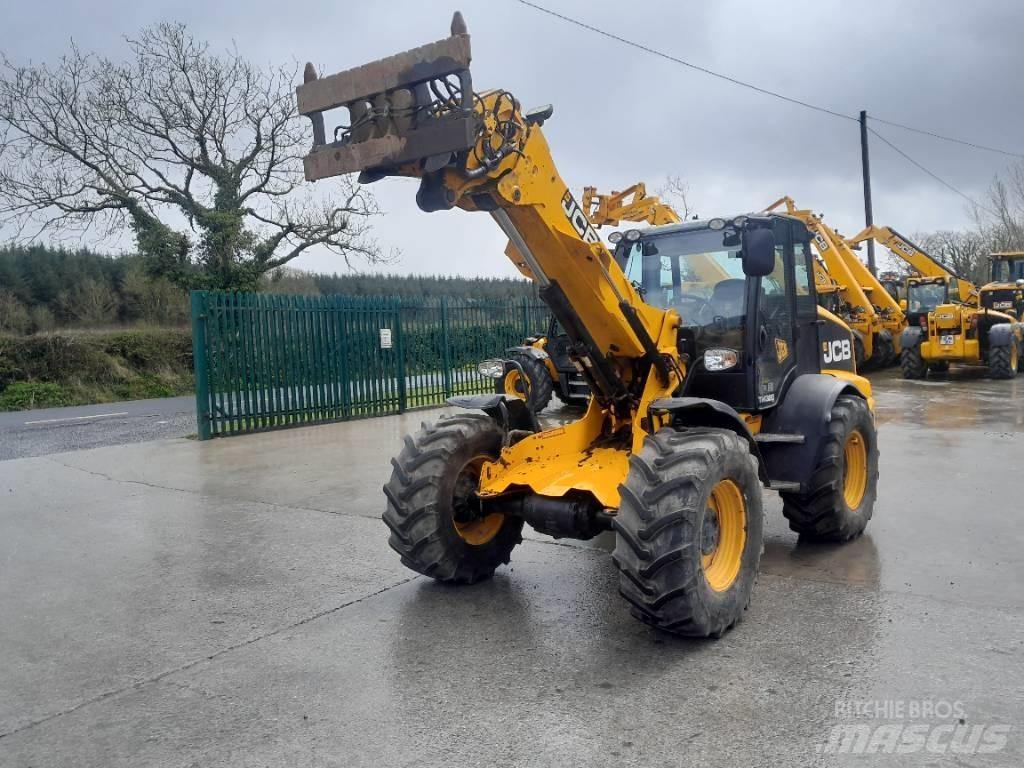 JCB TM 320 Teleskopiniai krautuvai žemės ūkiui