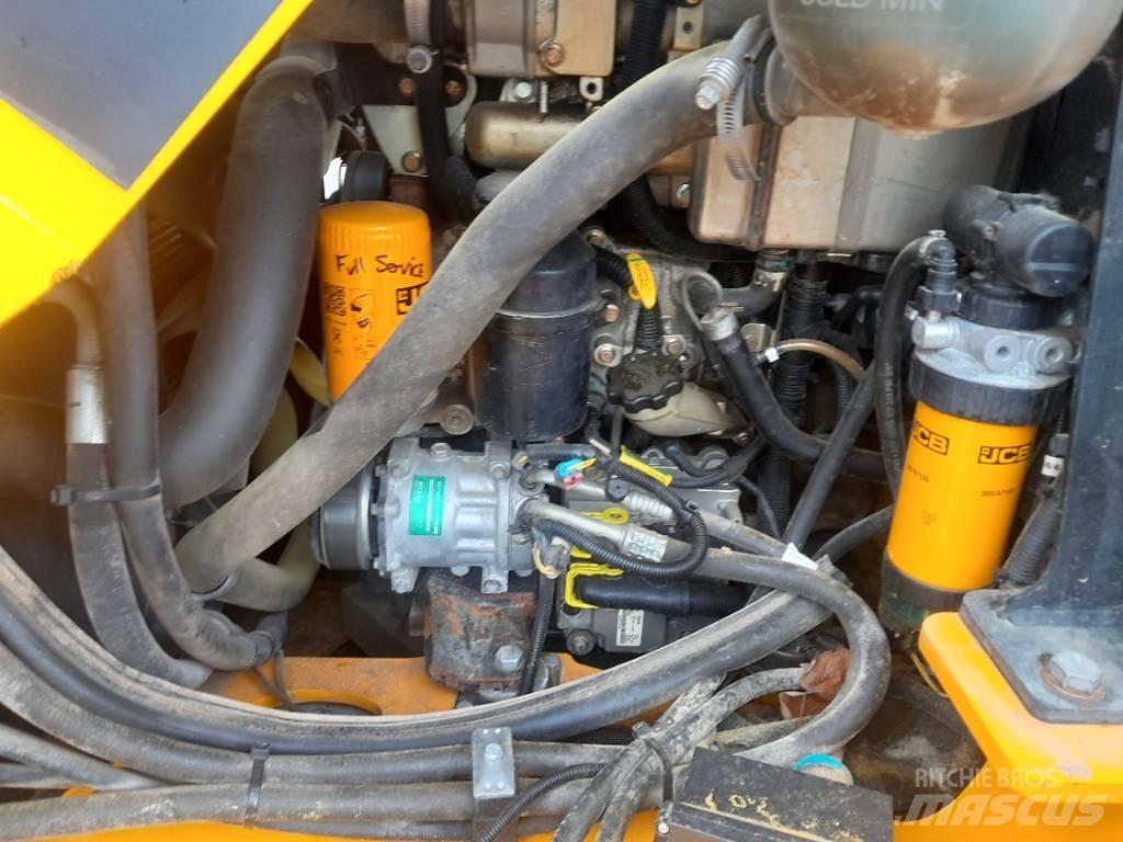 JCB TM 320 Teleskopiniai krautuvai žemės ūkiui