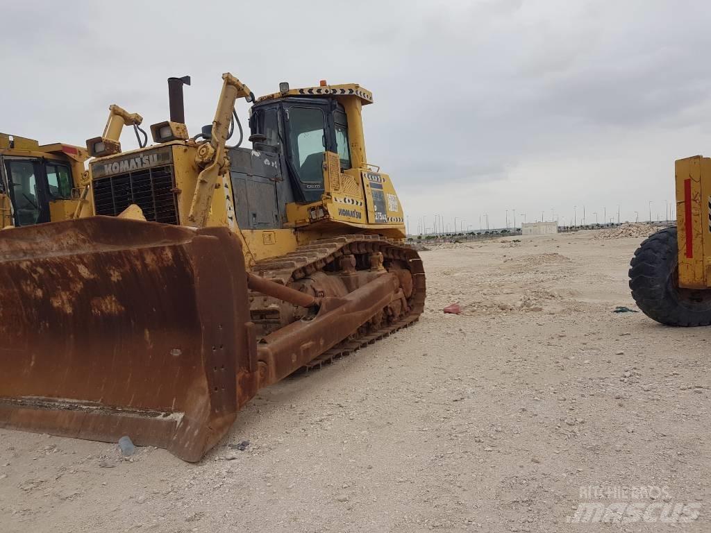 Komatsu D 275 AX Vikšriniai buldozeriai