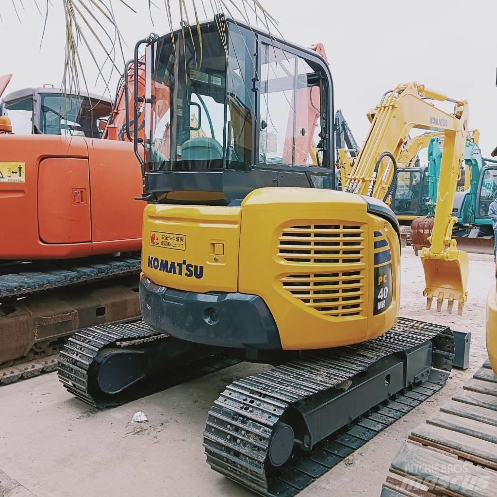 Komatsu PC 40 Vikšriniai ekskavatoriai