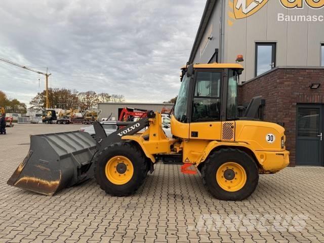 Volvo L 35 GS Naudoti ratiniai krautuvai