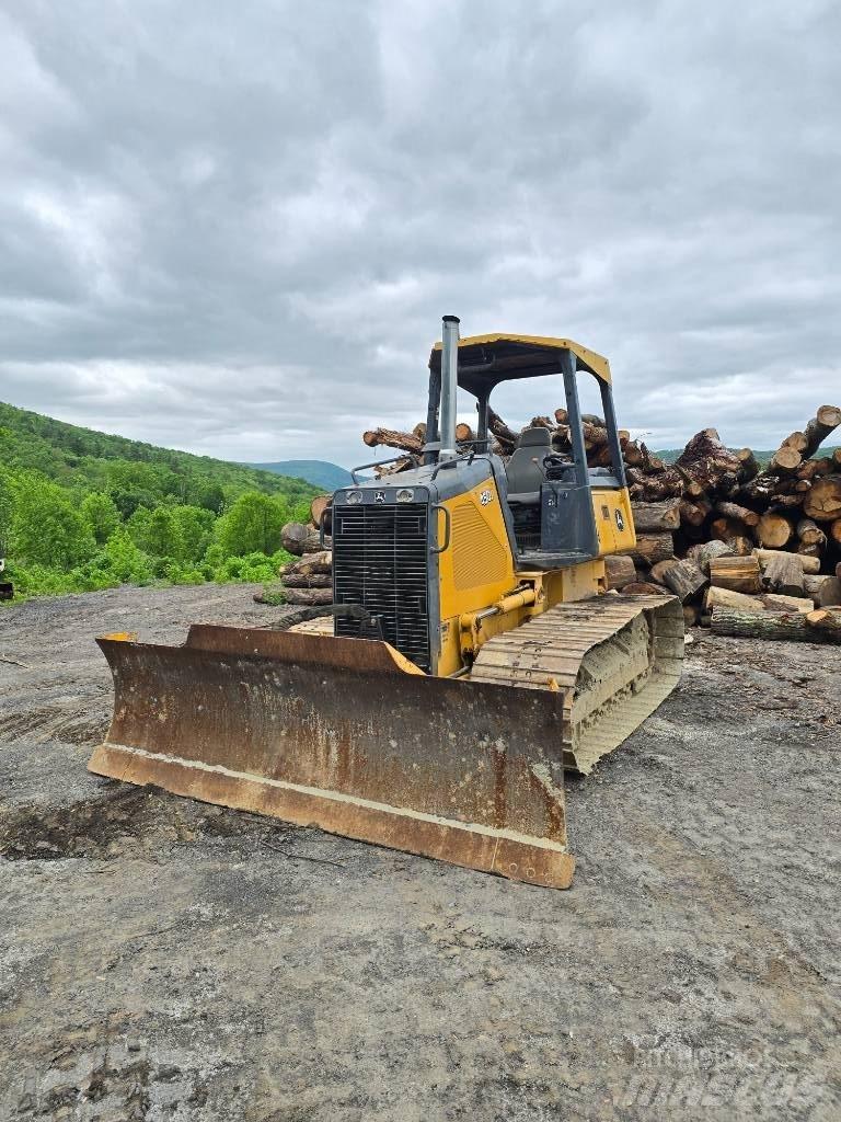 DEERE 450J Vikšriniai buldozeriai