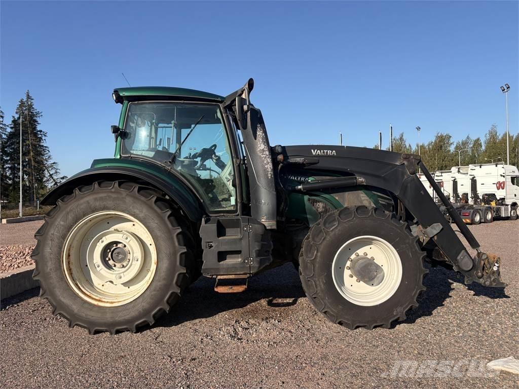 Valtra T234 Direct Traktoriai